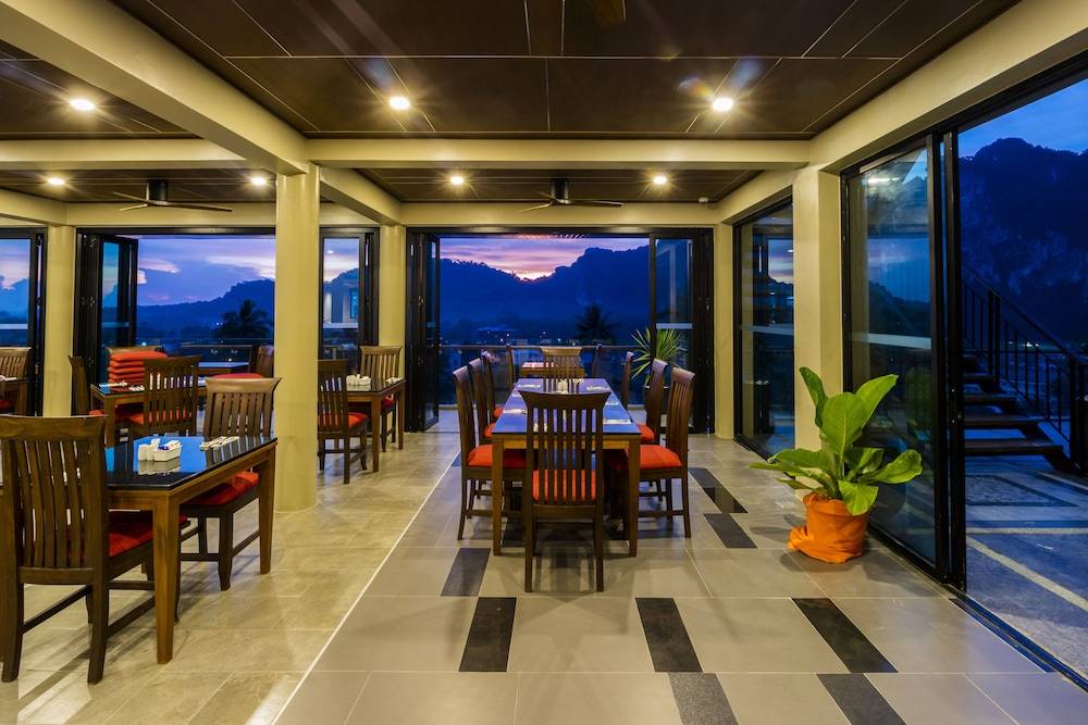 Phu Pi Maan Resort & Spa