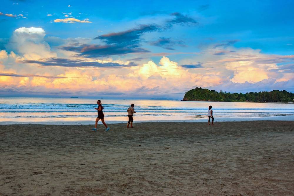 Chada Lanta Beach Resort