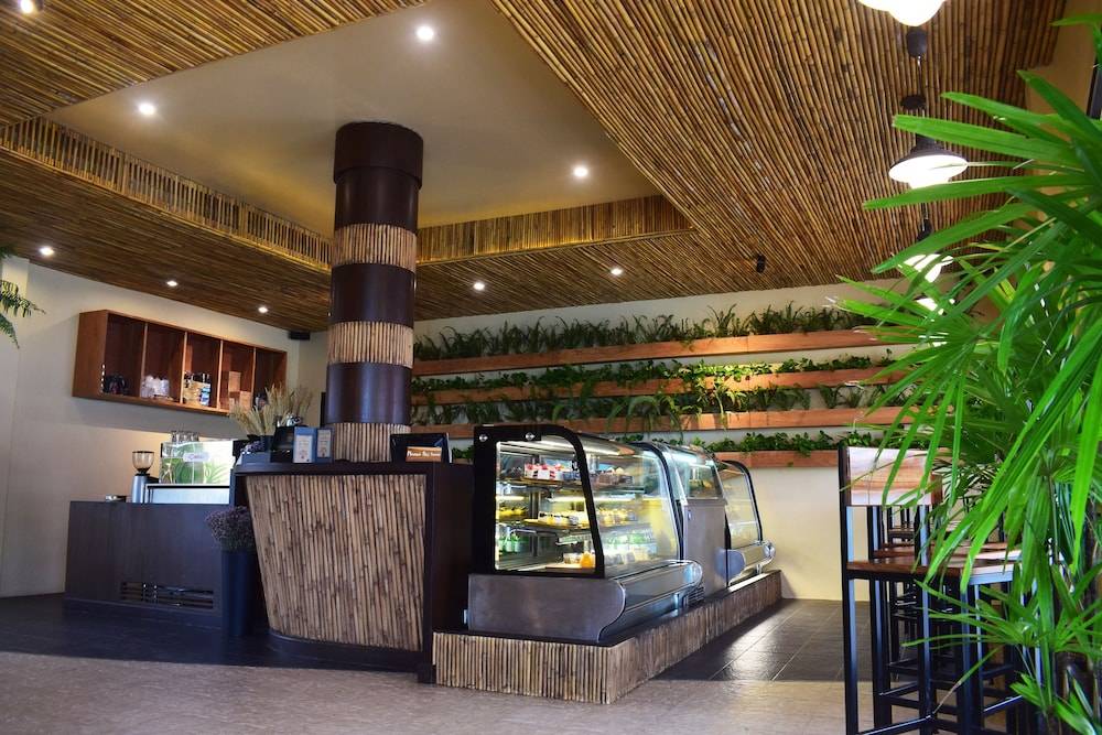 Rawi Warin Resort And Spa