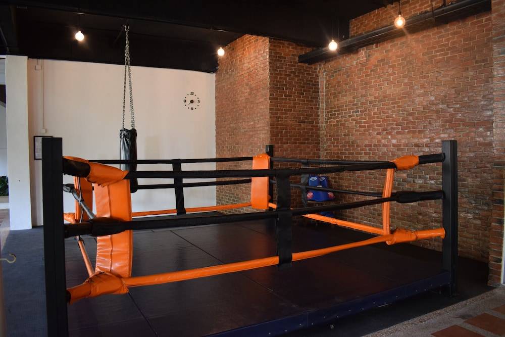 Rawi Warin Resort And Spa