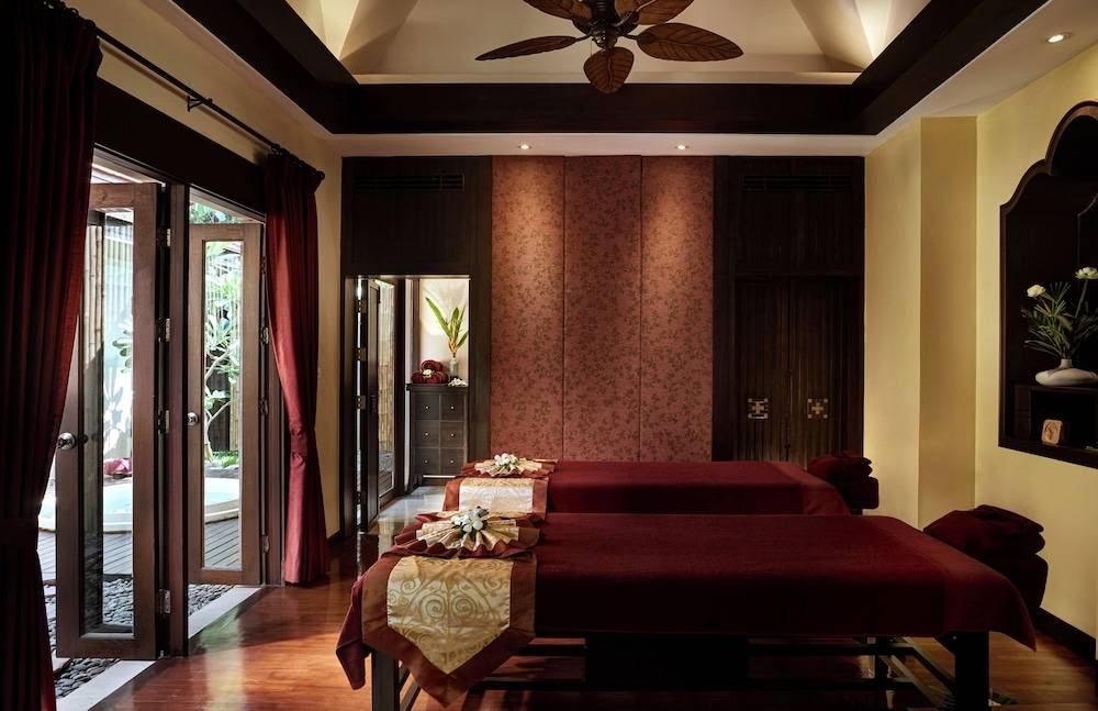 Rawi Warin Resort And Spa