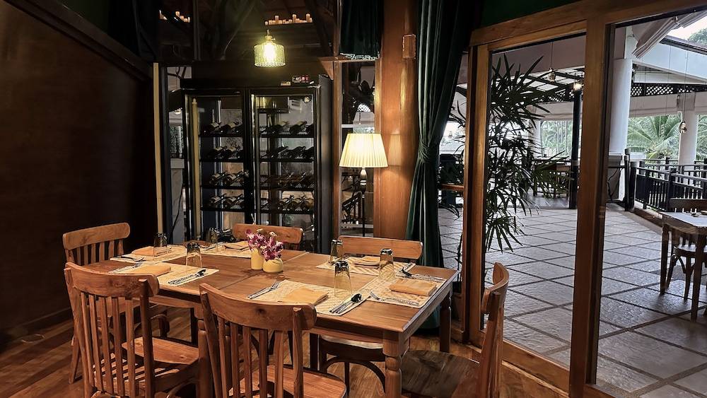 Rawi Warin Resort And Spa