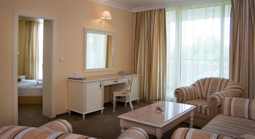 Duni Marina Beach Hotel