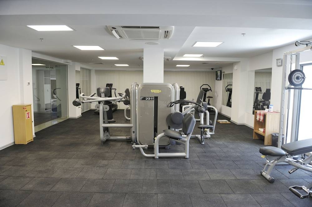 International Hotel Casino & Tower Suites