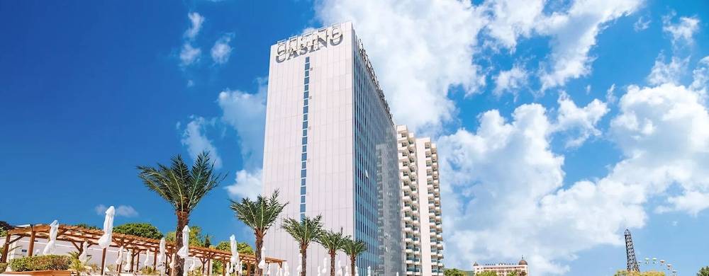 International Hotel Casino & Tower Suites