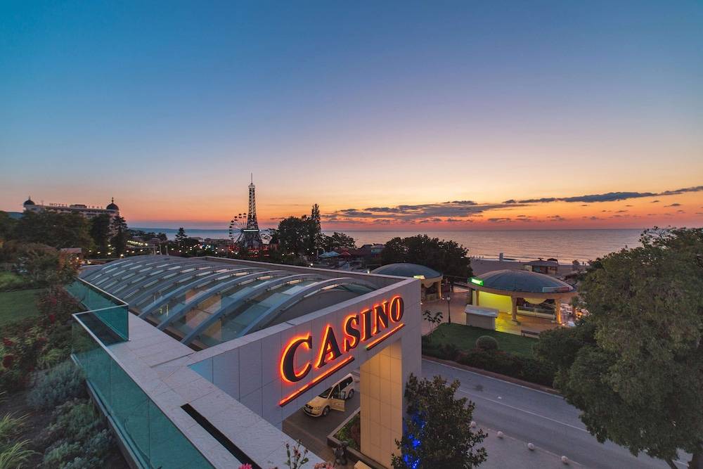 International Hotel Casino & Tower Suites