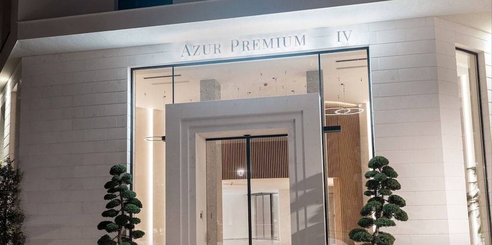 Azur Premium Resort