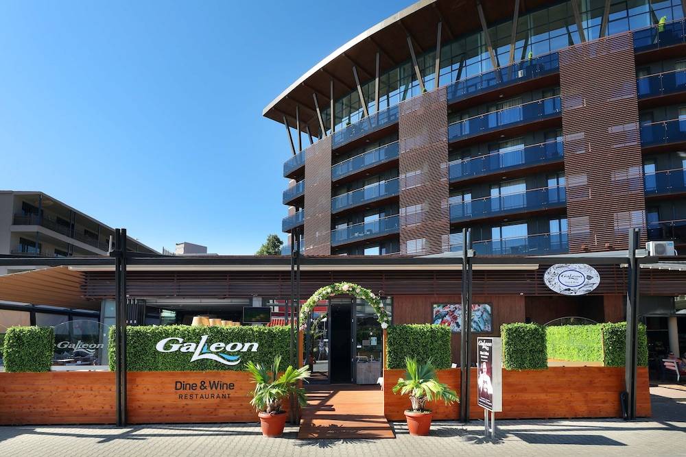 Galeon Residence & Spa