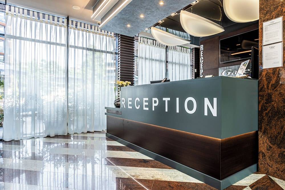 Galeon Residence & Spa