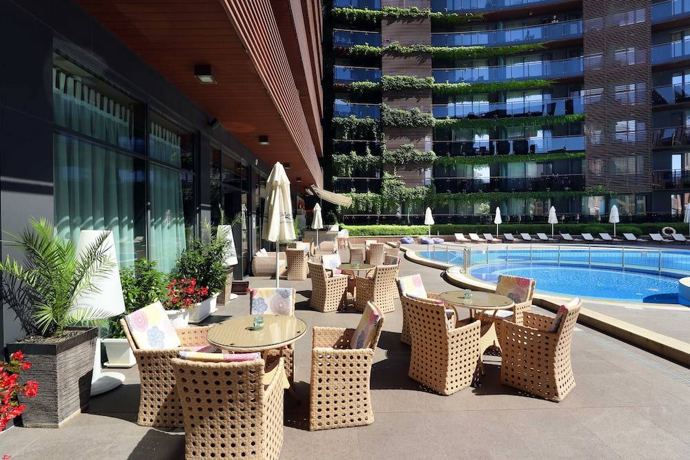 Galeon Residence & Spa