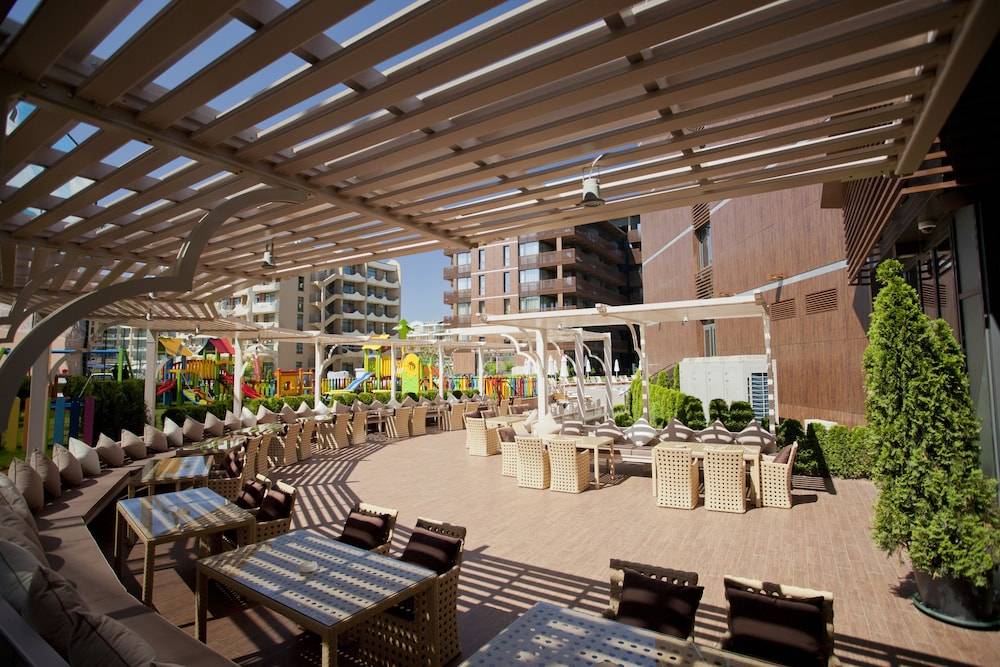 Galeon Residence & Spa