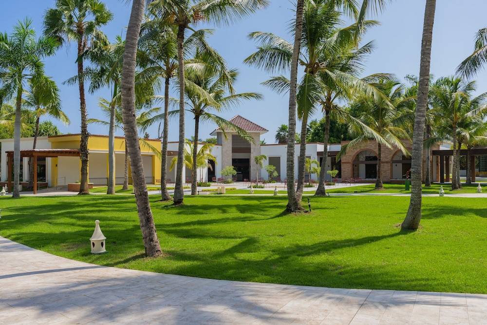 Tropical Deluxe Princess