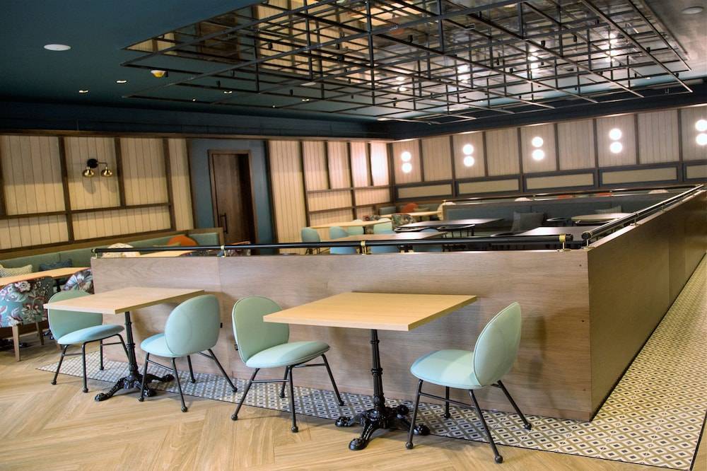 Tropical Deluxe Princess