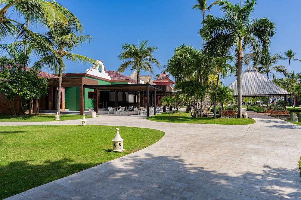 Tropical Deluxe Princess