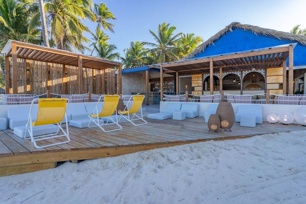 Tropical Deluxe Princess