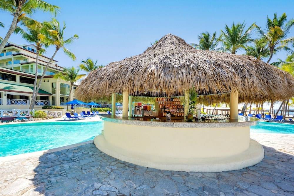 Coral Costa Caribe Beach Resort