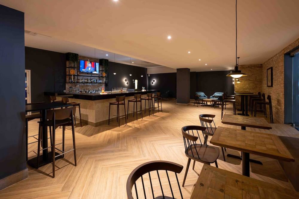 Coral Costa Caribe Beach Resort