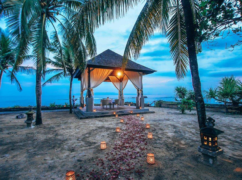 Candi Beach Resort & Spa