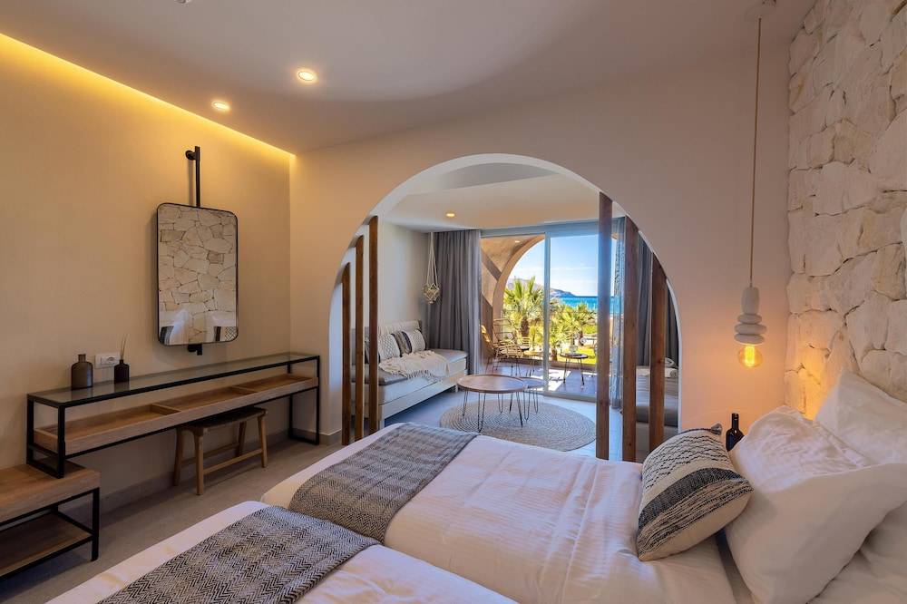 18_w3836h2554x4y3-30209edc_z