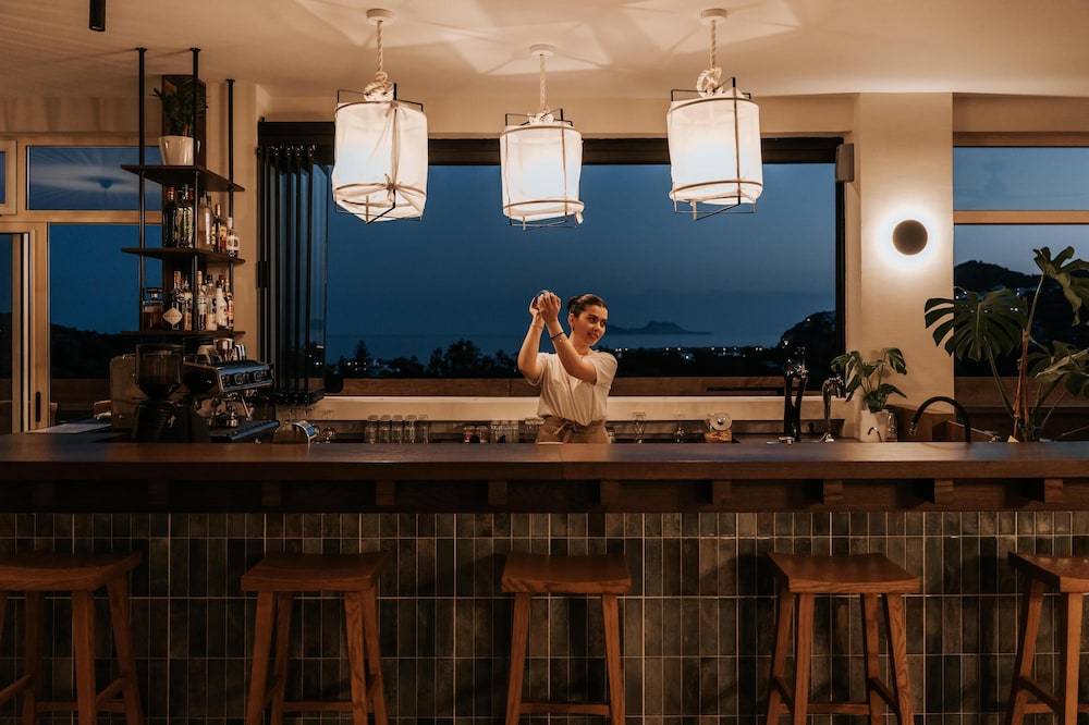 27_w3837h2557x3y3-2de952f8_z