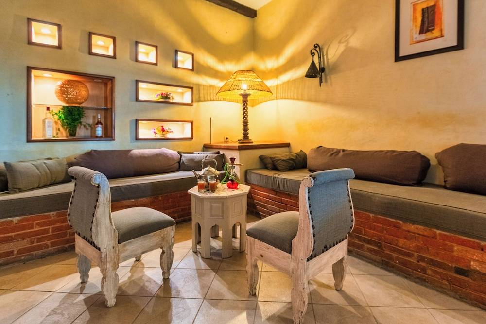 38_w2744h1831x0y0-c391611a_z