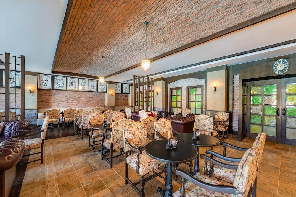 14_w3837h2560x3y0-1dcb690c_z