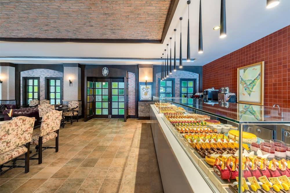 19_w3840h2557x0y3-bc3af651_z