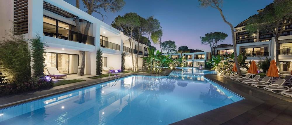 17_w3836h1641x4y4-2745b997_z