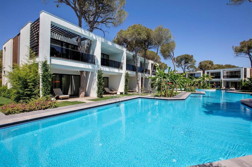 26_w3837h2556x3y3-e8eba895_z