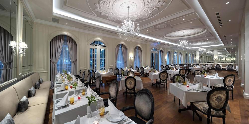 39_w3836h1917x4y3-4e187b94_z