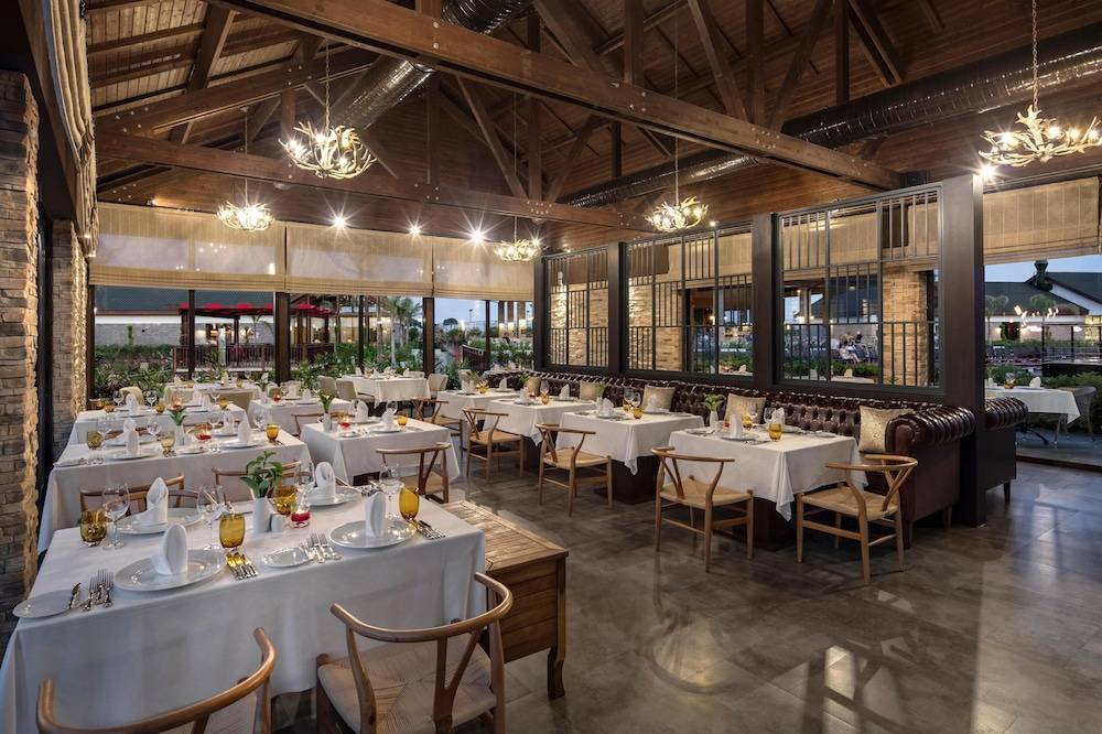 74_w3837h2556x3y3-8e472c3a_z