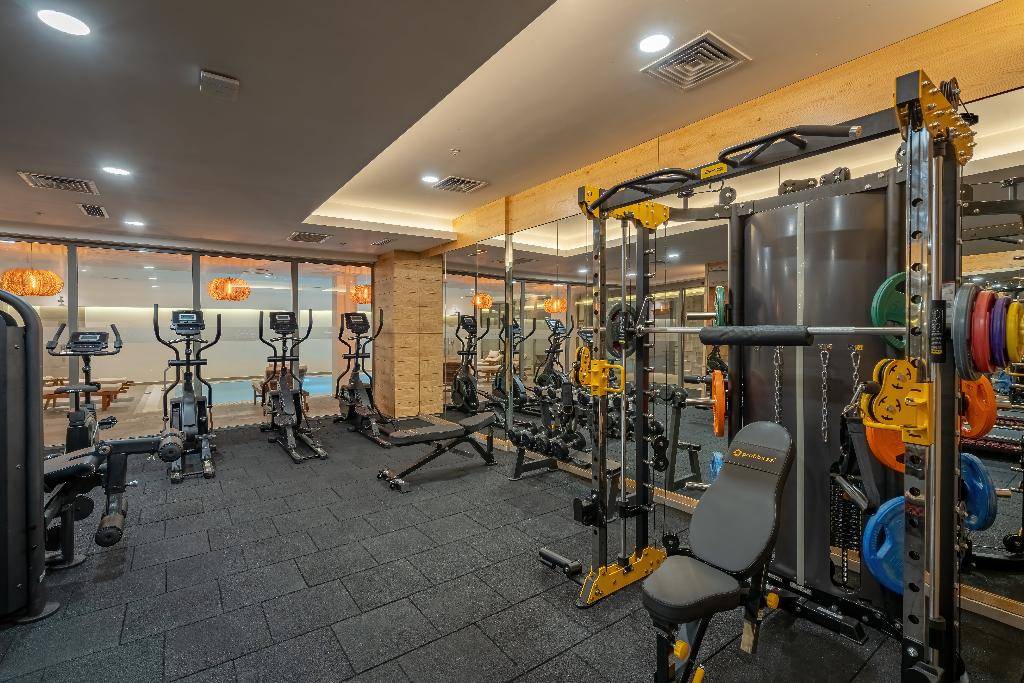 8_994344a_hb_f_002_20250416_075612