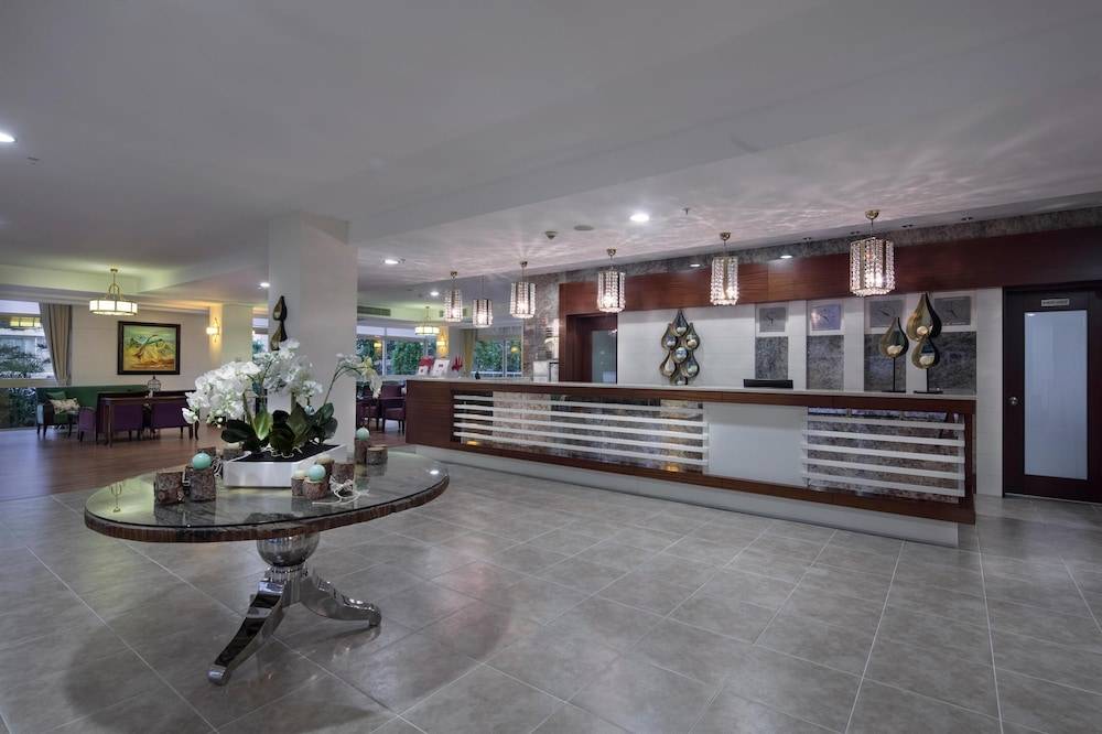 15_w3837h2555x3y4-96496cc8_z