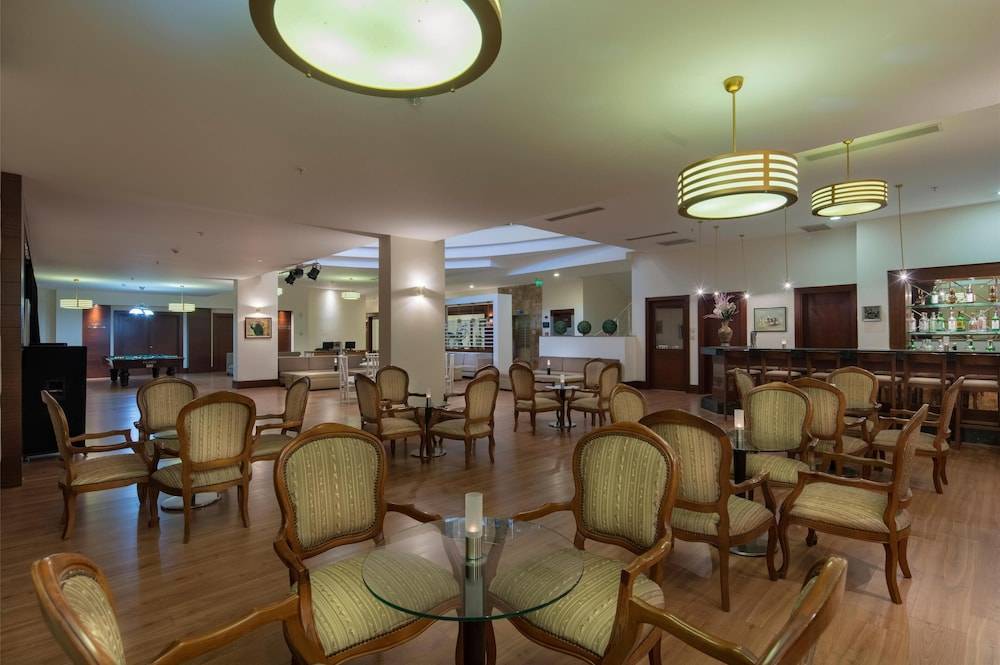 25_w3840h2555x0y4-38761602_z