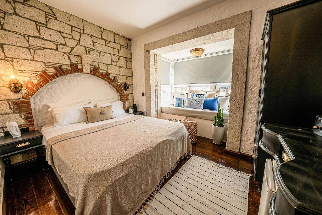 28_1065362a_hb_w_006