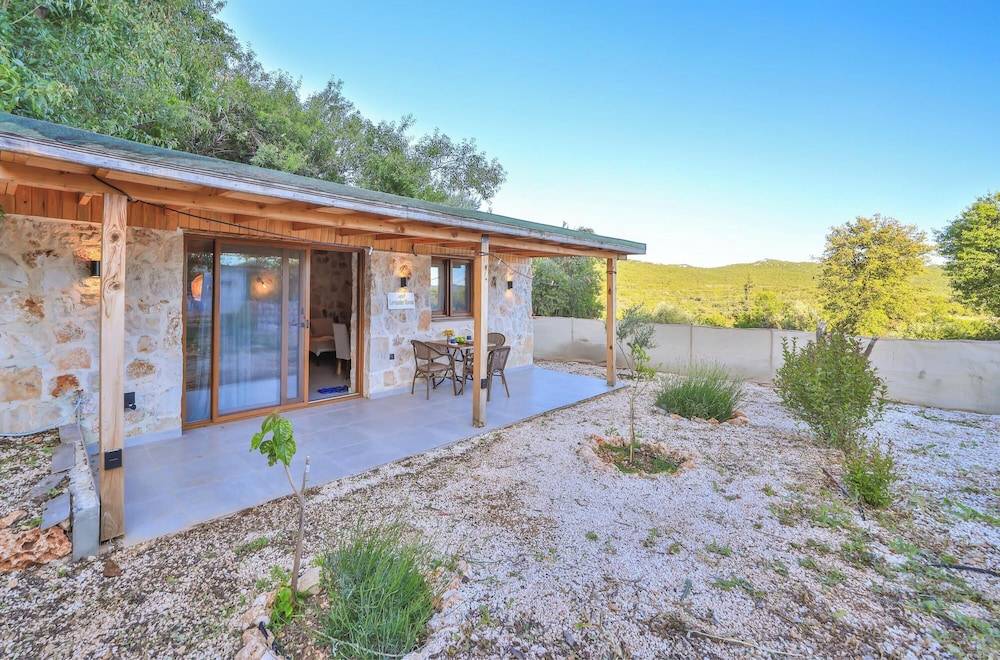 30_w3000h1981x0y3-14c9984d_z