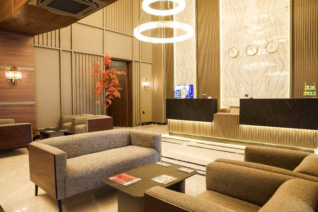 11_1089731a_hb_l_006_20250613_104840