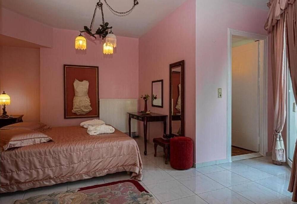 13_w989h681x18y0-fea16f1f_z