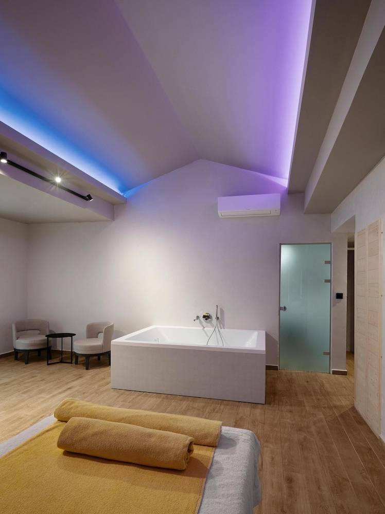 15_w2869h3837x3y3-04f965fb_z