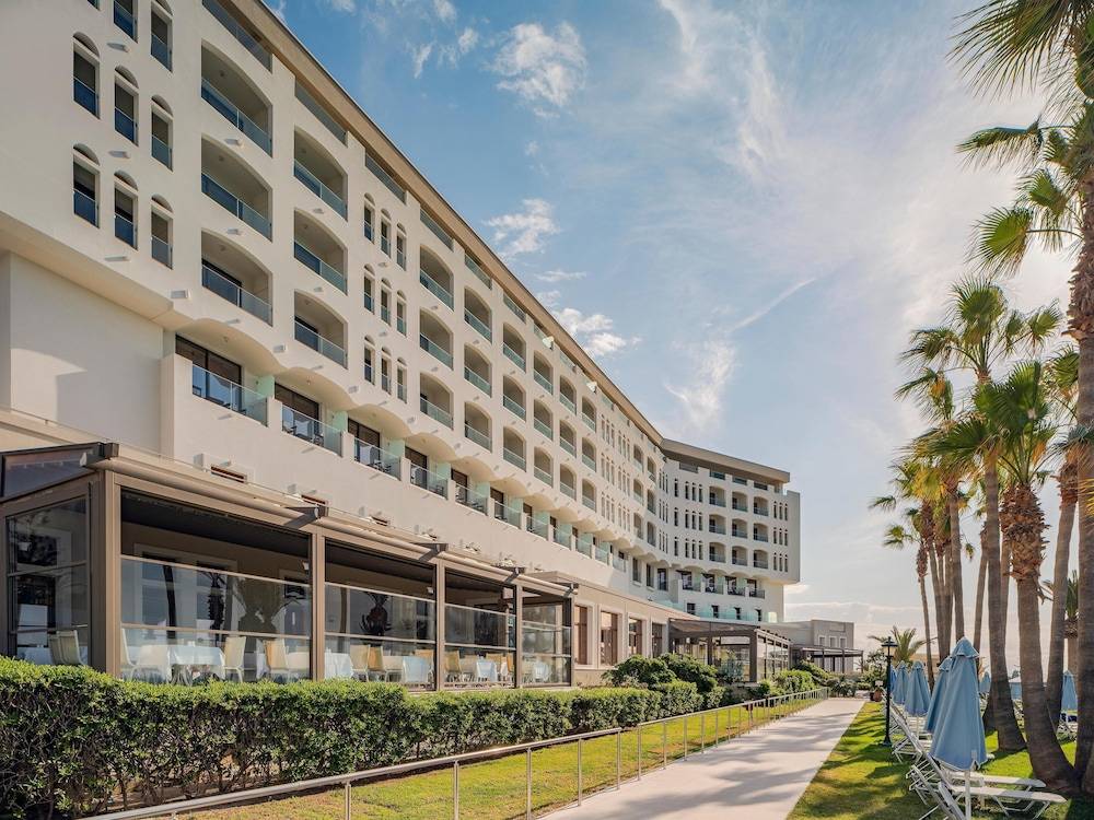 27_w3837h2877x3y3-47356c3b_z