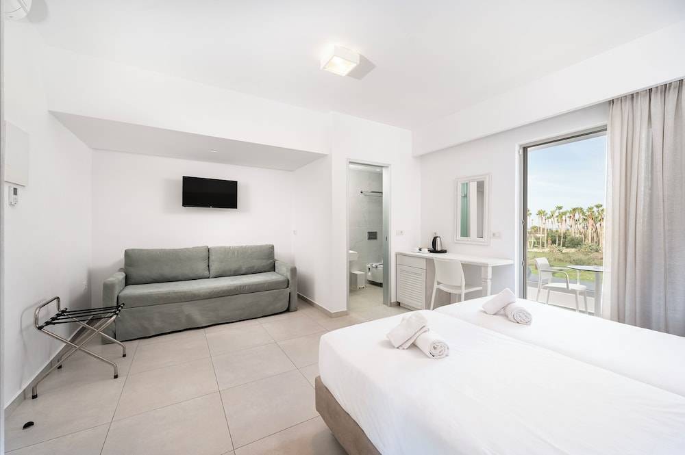 26_w6037h4018x2y0-3bf161ee_z