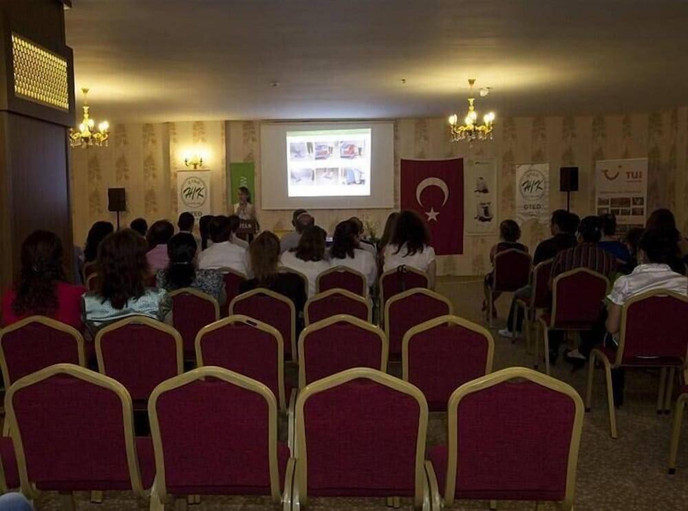 27_w800h594x0y6-61a8dae6_z