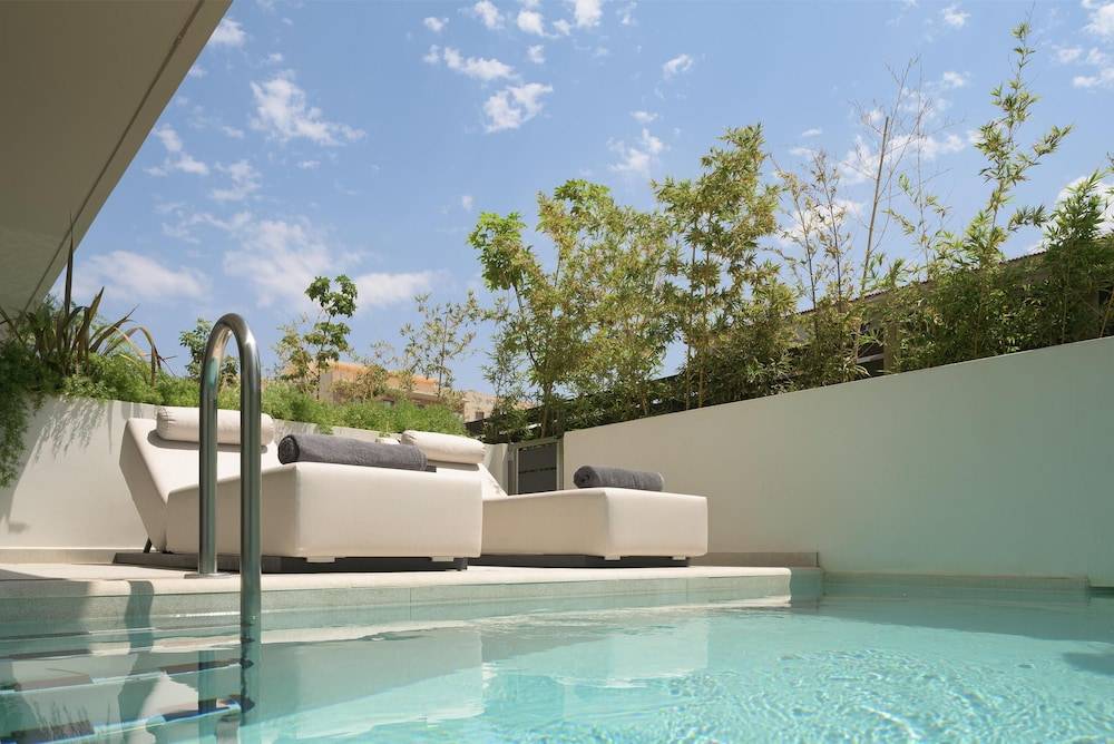 28_w3837h2563x3y0-bab52a5c_z