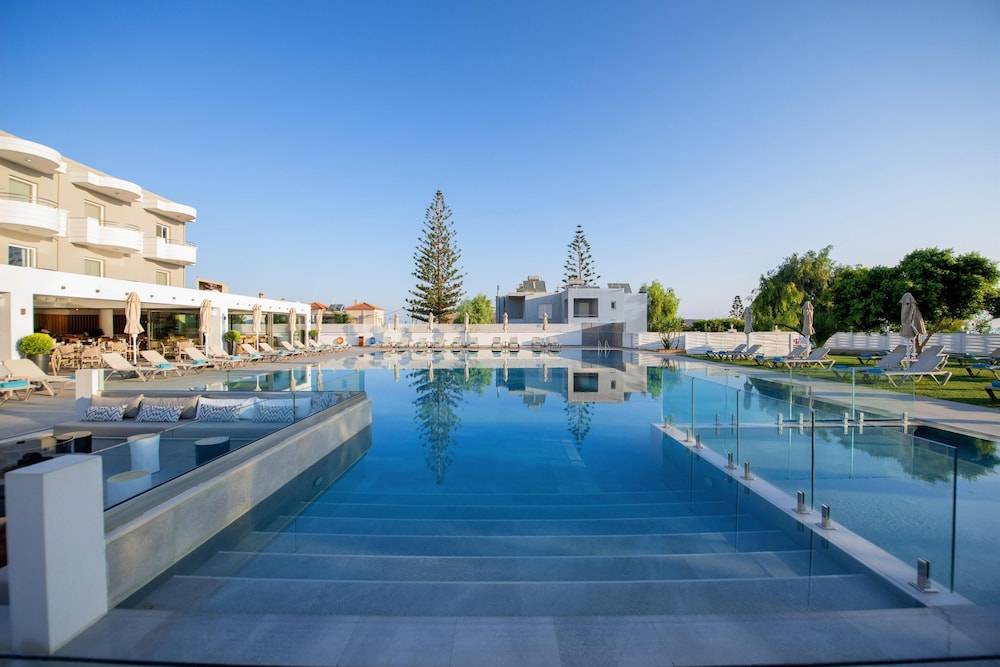 21_w3837h2559x3y3-83fcc3e4_z