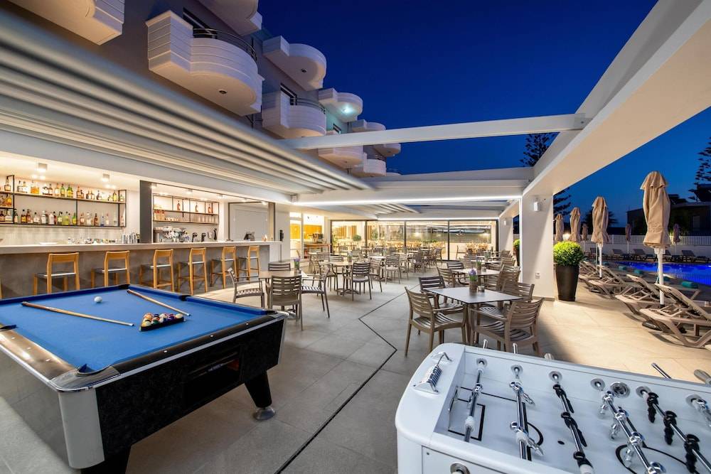 24_w3837h2559x3y3-6aba5907_z