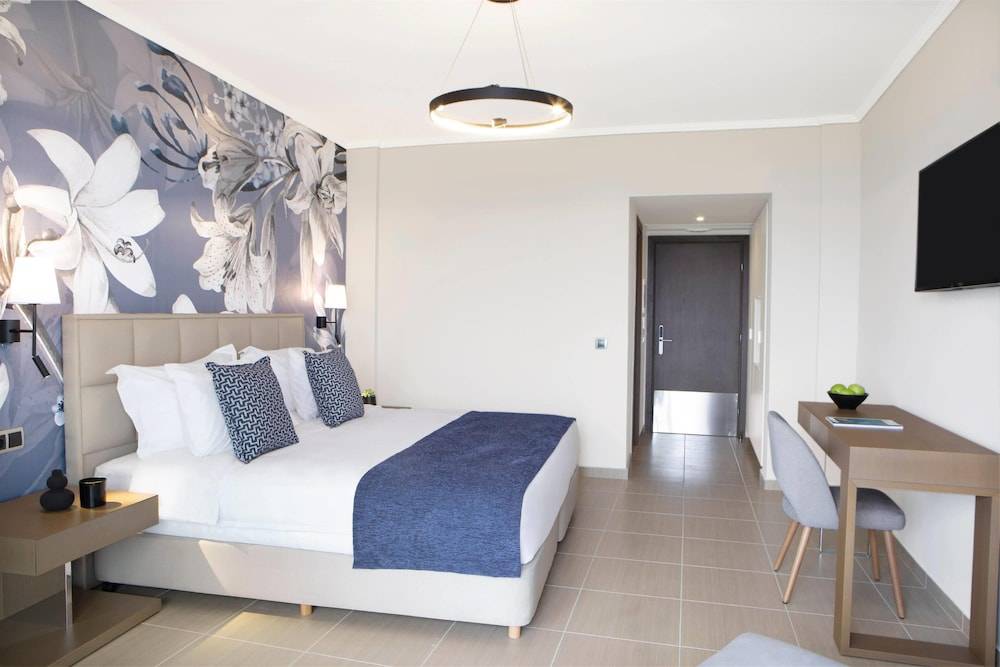 3_w3836h2559x4y0-a5fed3cf_z