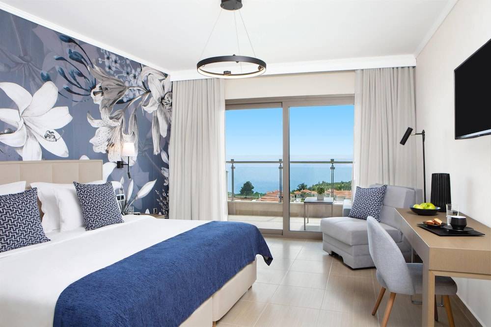 8_w3836h2559x4y0-8a848db8_z