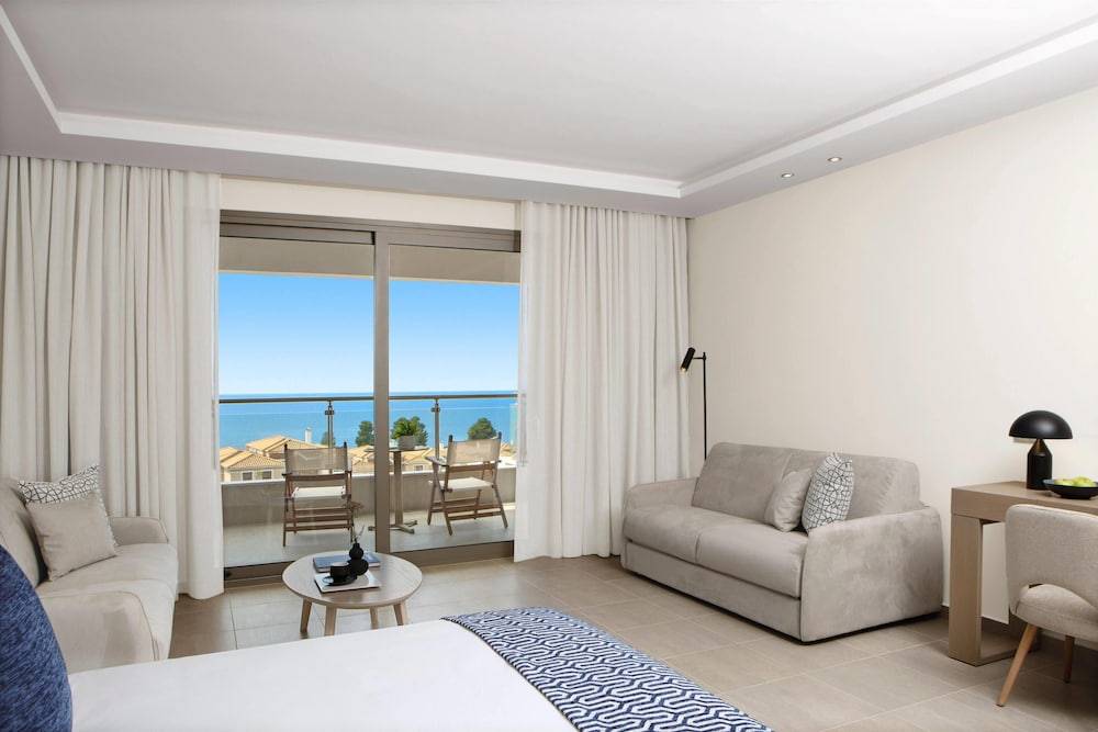 29_w3837h2559x3y0-07a4473e_z