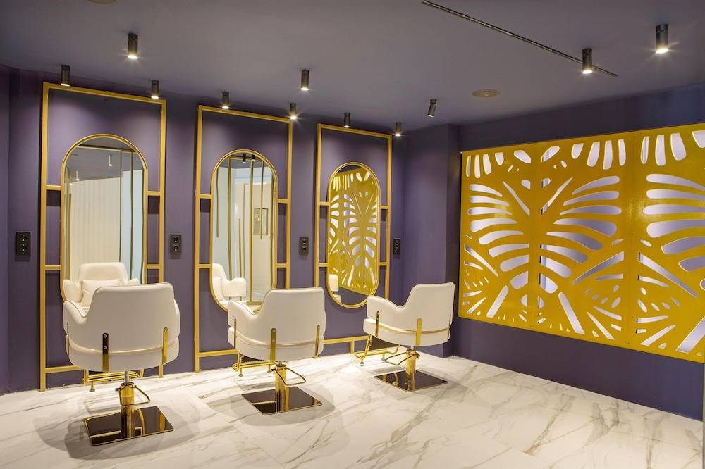 38_w3837h2557x3y3-9d01e050_z