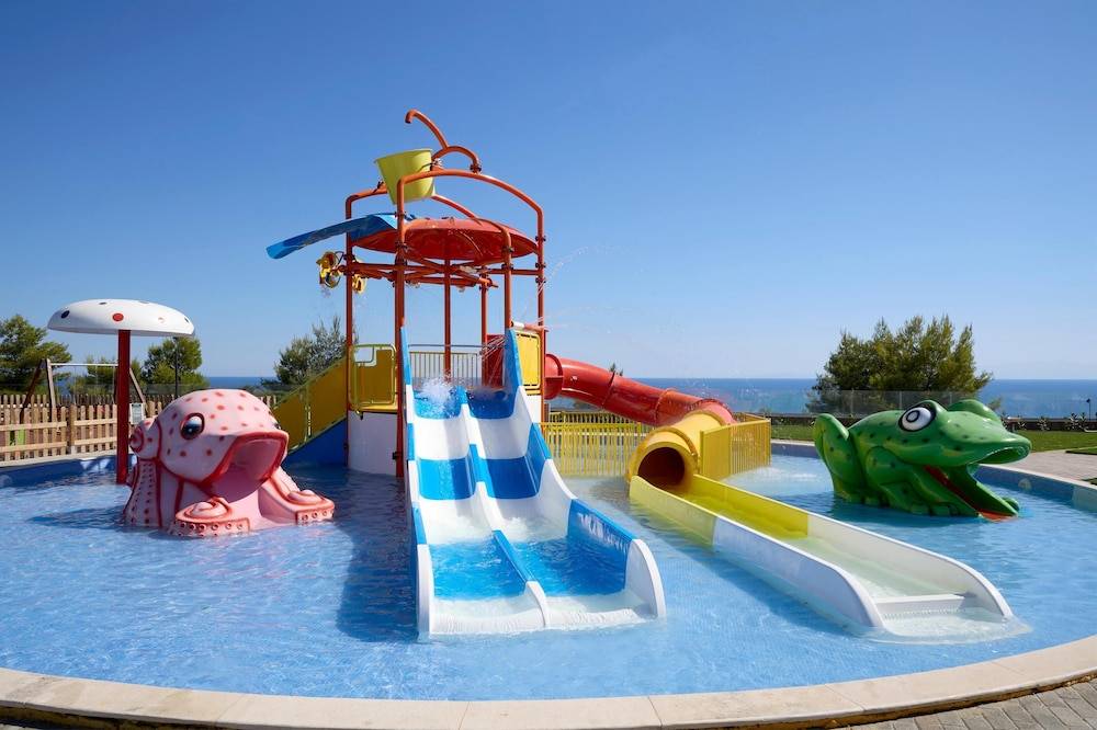 40_w3837h2557x3y3-a70f7f69_z